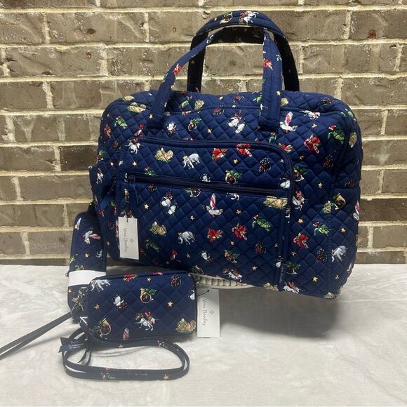 Vera Bradley Holiday Weekender Travel Bag & Crossbody Snow Globe Motifs Xmas NWT - Picture 1 of 11